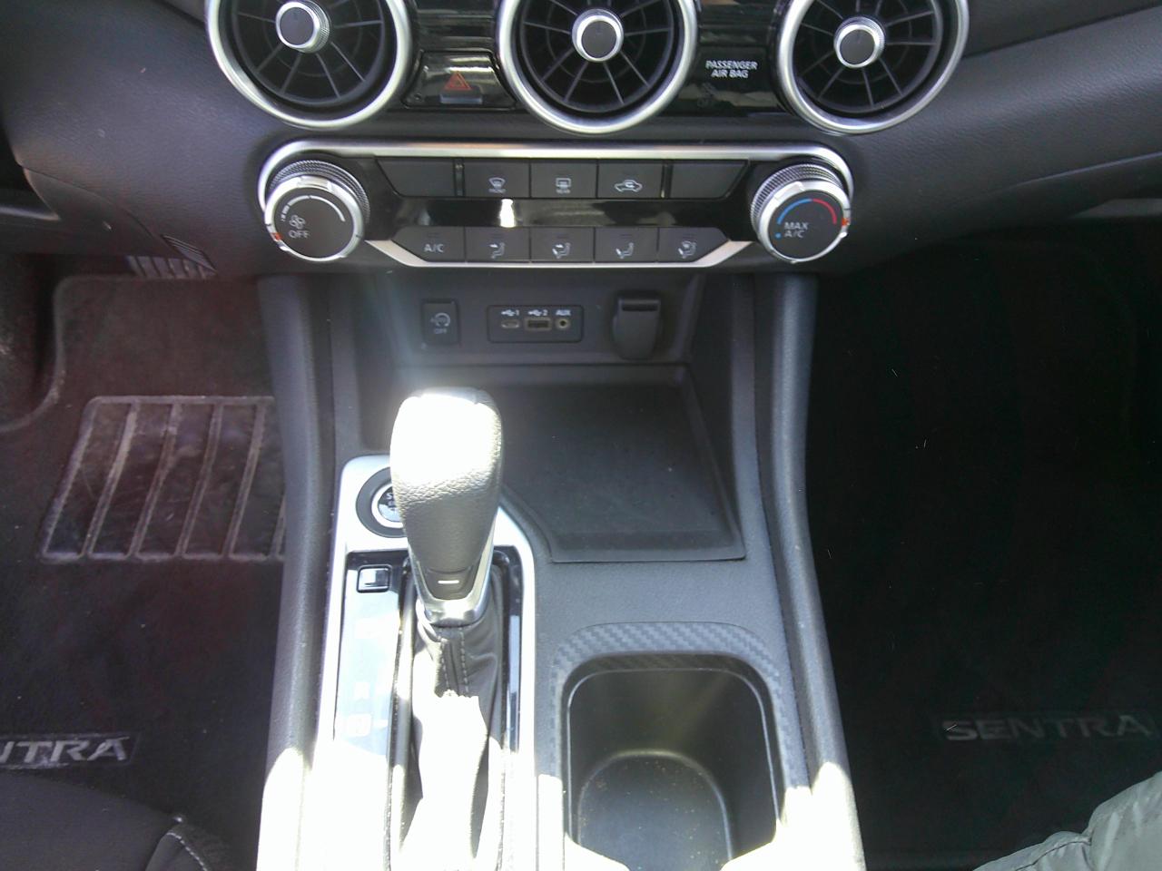 Nissan Sentra SV CVT 2024