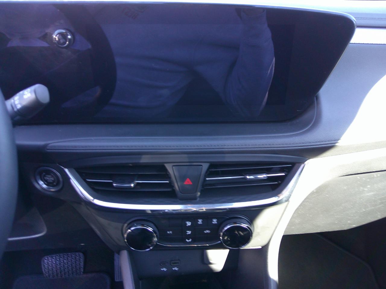 Chevrolet Equinox FWD 4dr LT w/1LT 2025