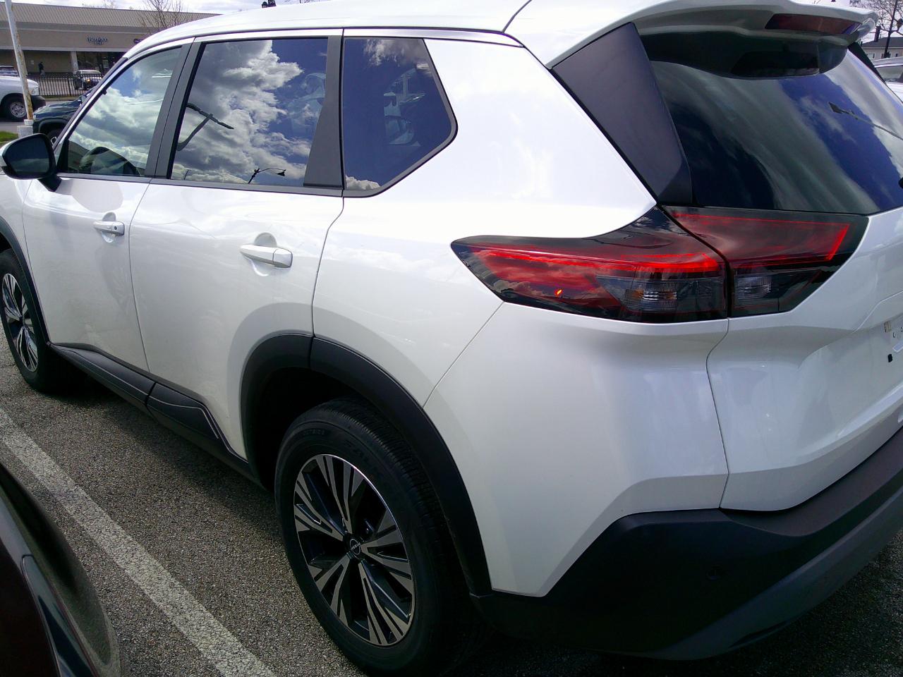 Nissan Rogue FWD SV 2023