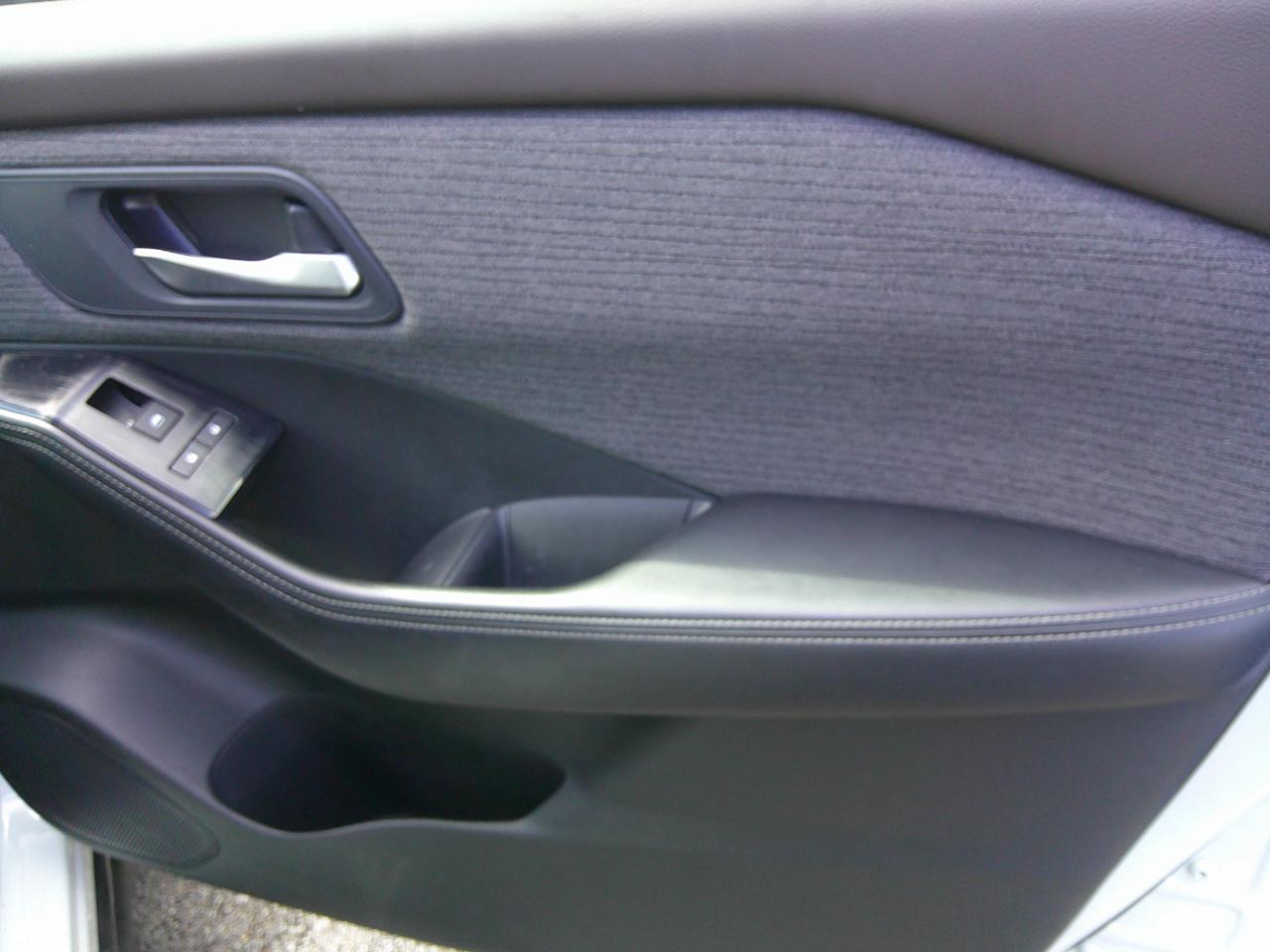 Nissan Rogue FWD SV 2023