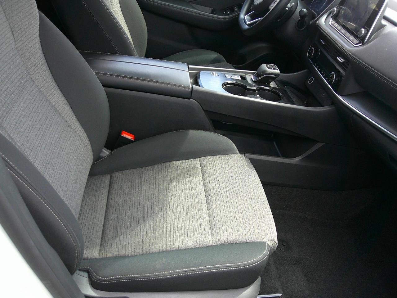 Nissan Rogue FWD SV 2023