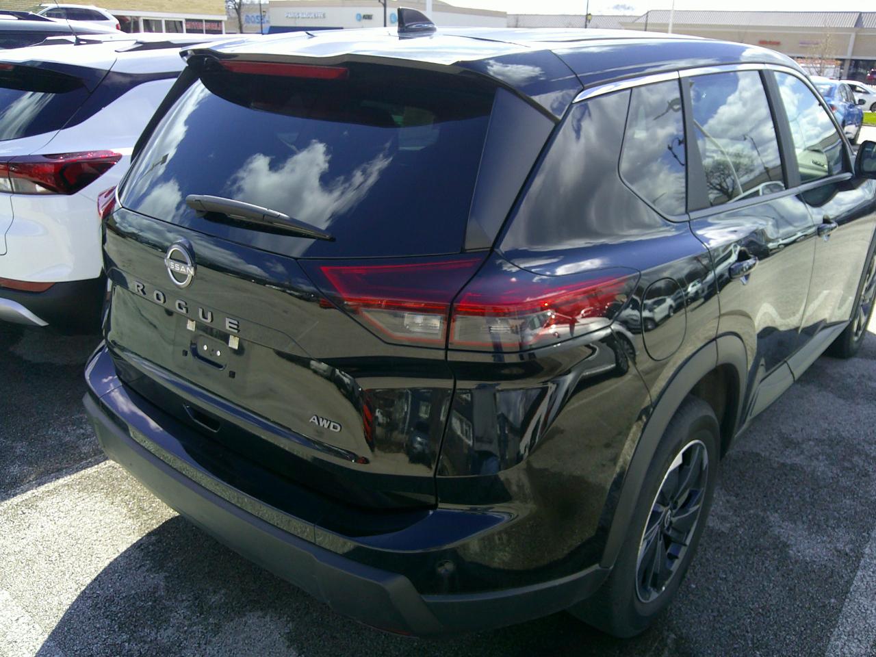 Nissan Rogue AWD SV 2025