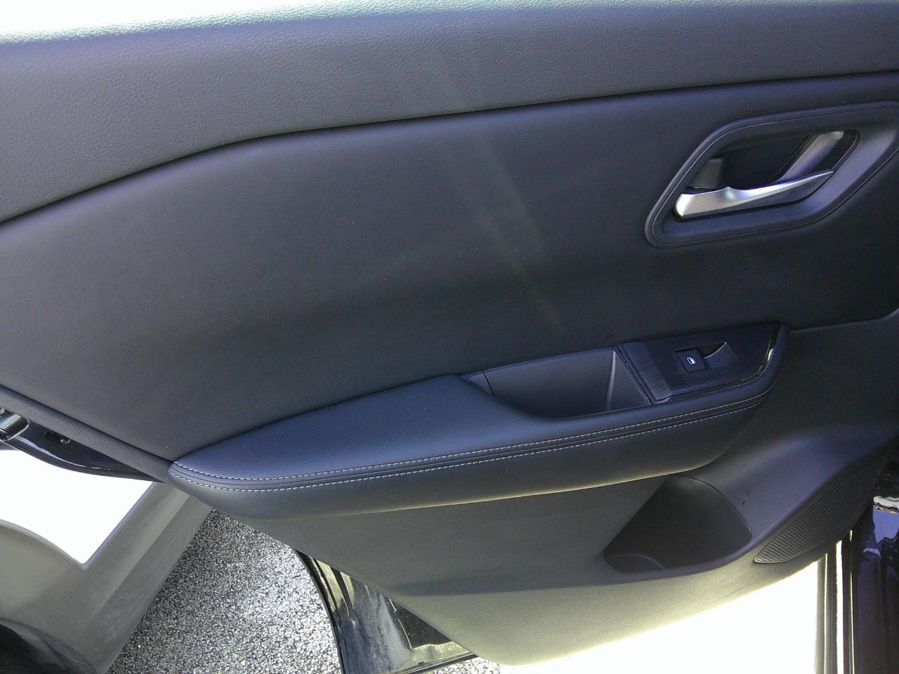 Nissan Rogue AWD SV 2025