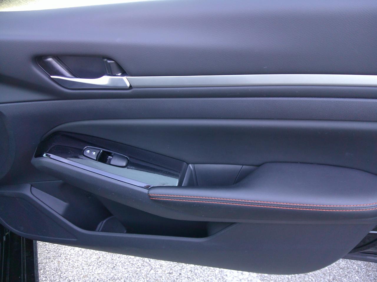 Nissan Altima SR FWD 2025