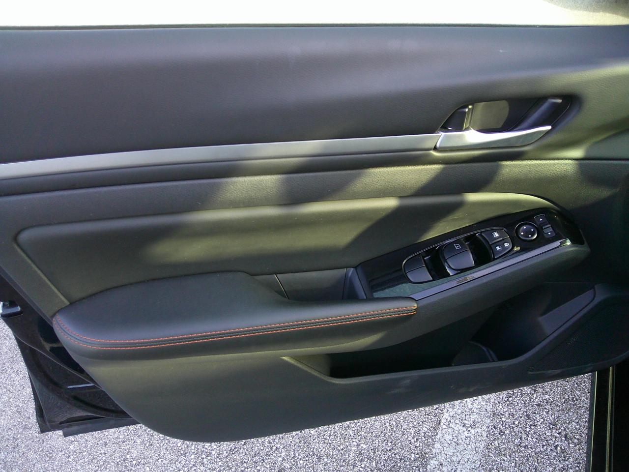 Nissan Altima SR FWD 2025