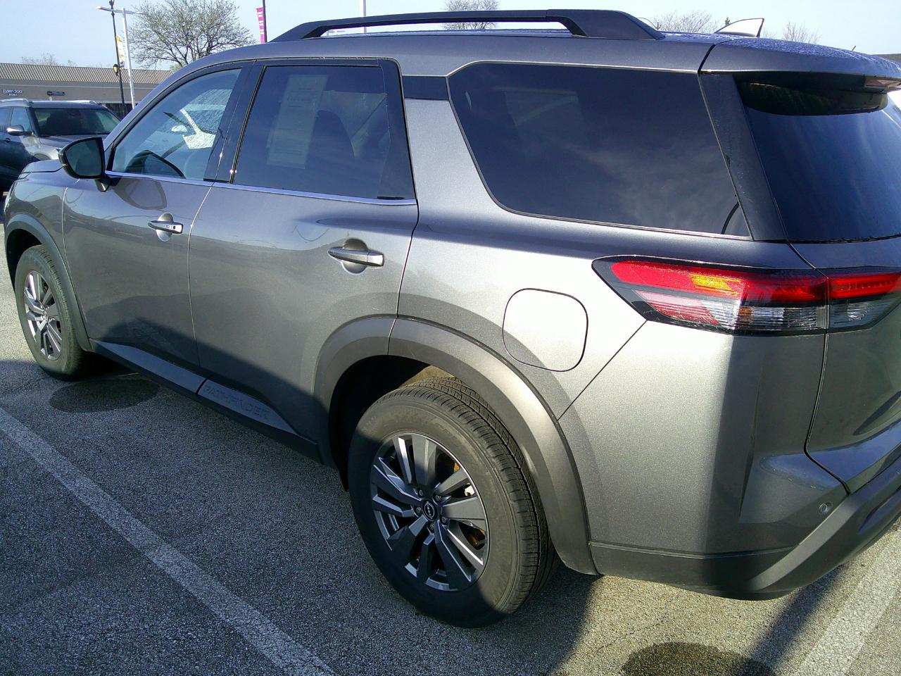 Nissan Pathfinder SV 4WD 2025