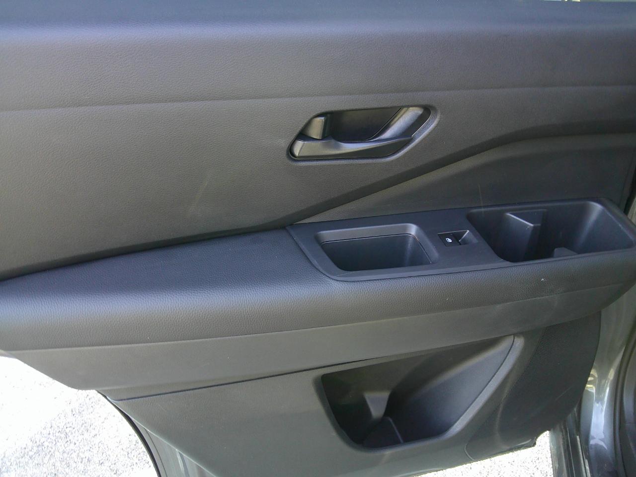 Nissan Pathfinder SV 4WD 2025