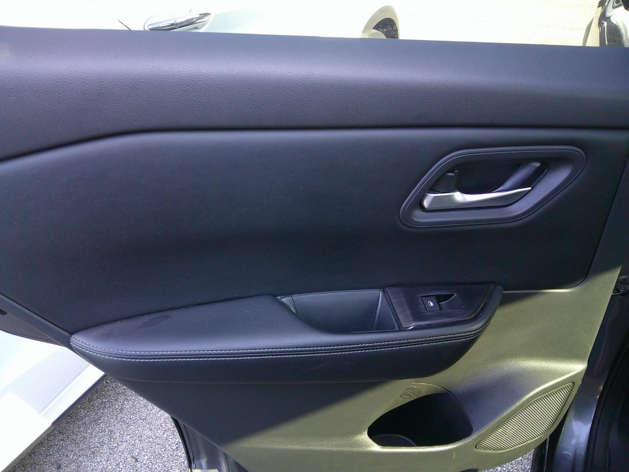 Nissan Rogue AWD SV 2025