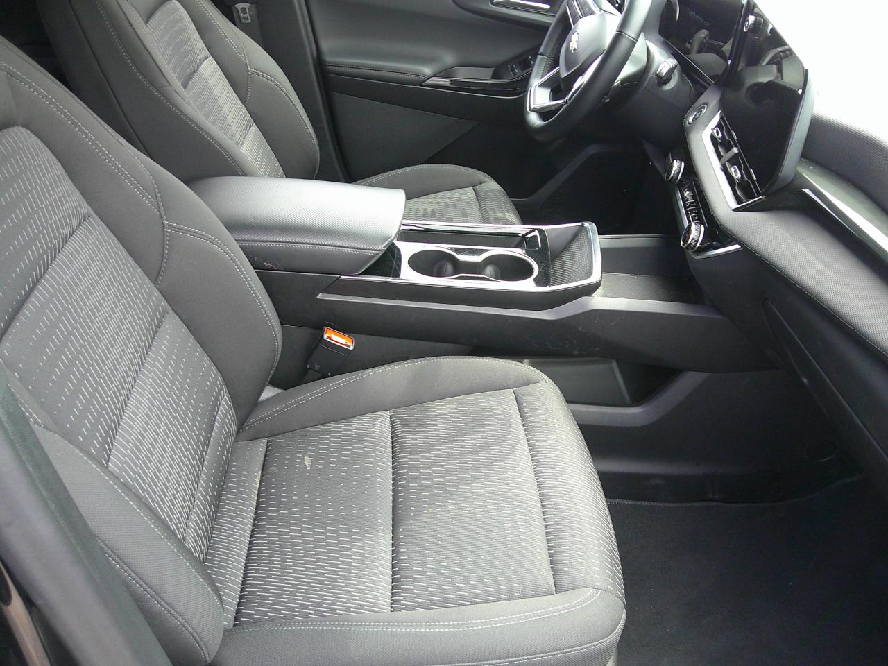 Chevrolet Equinox FWD 4dr LT w/1LT 2025