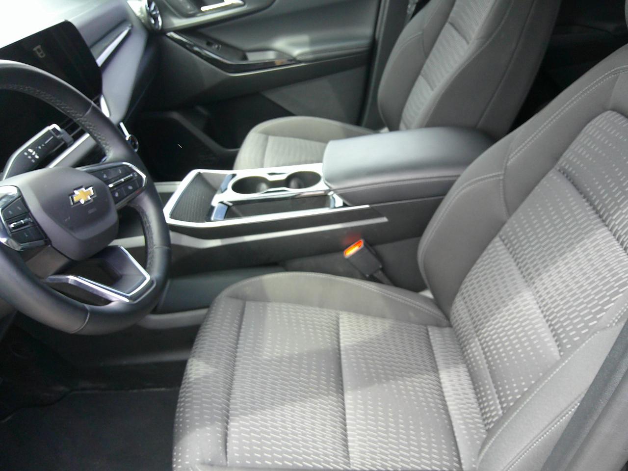 Chevrolet Equinox FWD 4dr LT w/1LT 2025