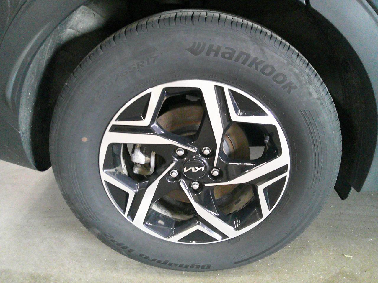 Kia Sportage LX FWD 2025