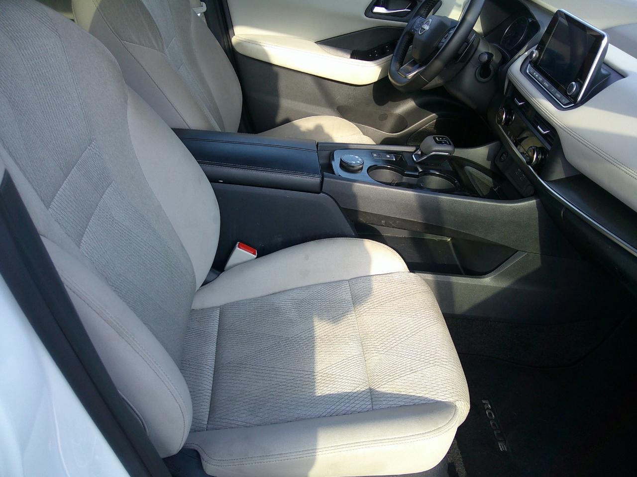 Nissan Rogue AWD SV 2025