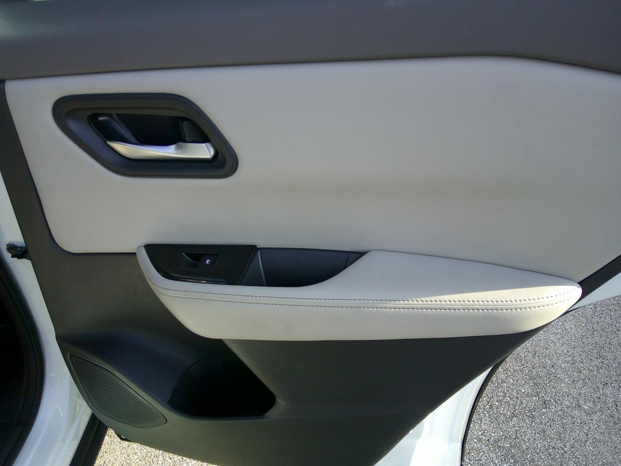 Nissan Rogue AWD SV 2025