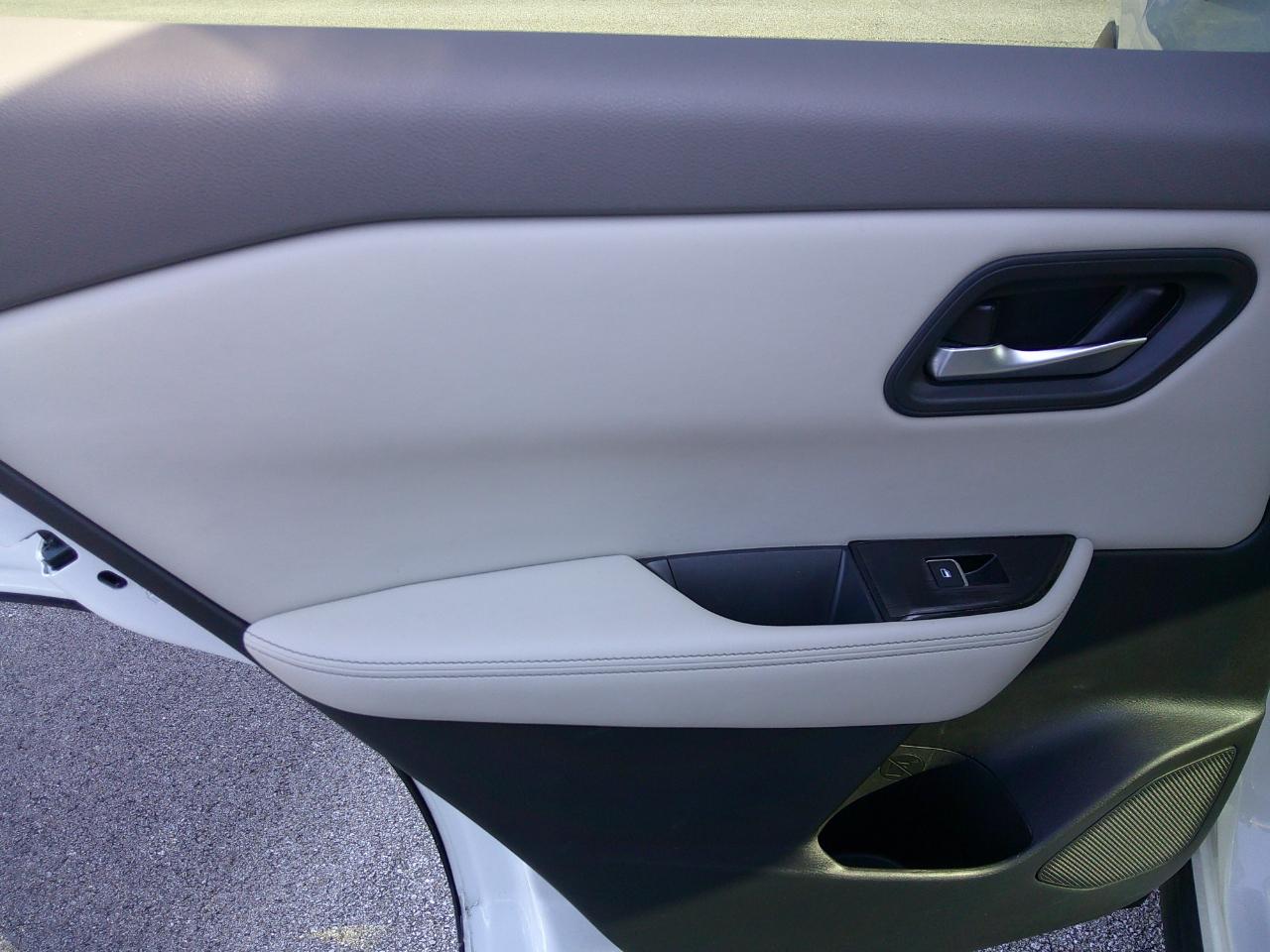 Nissan Rogue AWD SV 2025