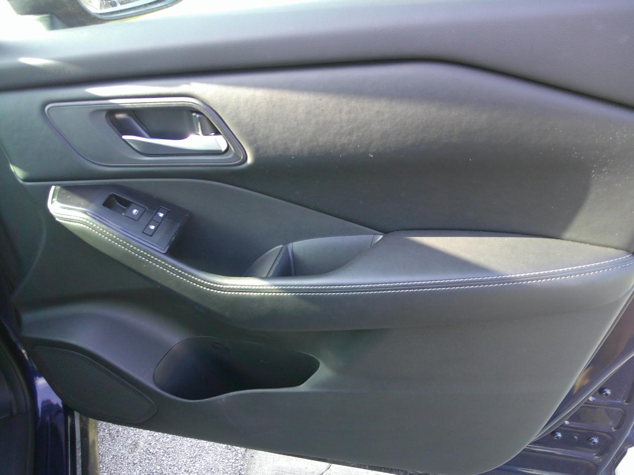 Nissan Rogue AWD SV 2025