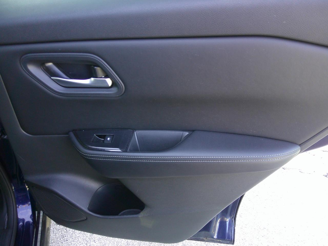 Nissan Rogue AWD SV 2025