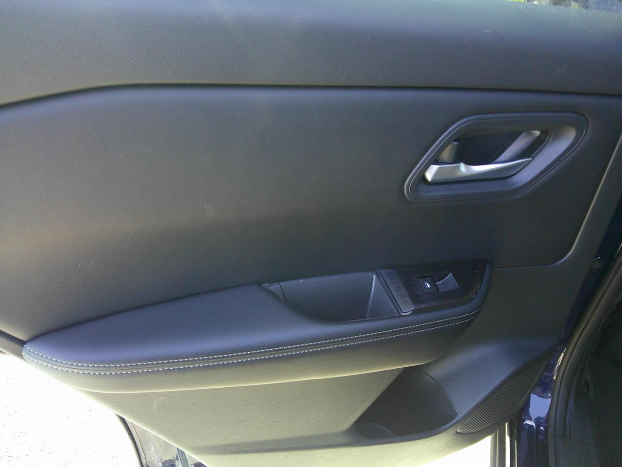 Nissan Rogue AWD SV 2025