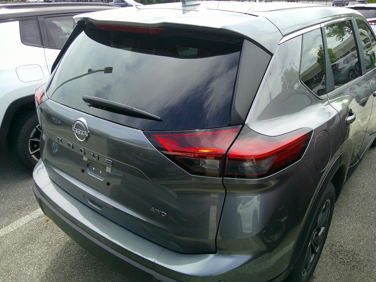 Nissan Rogue AWD SV 2025