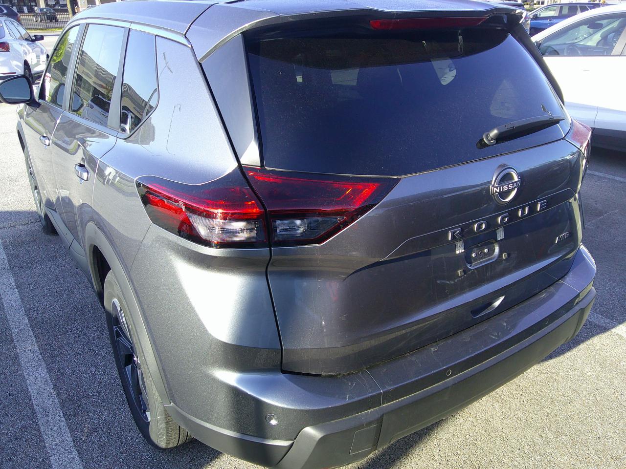 Nissan Rogue AWD SV 2025