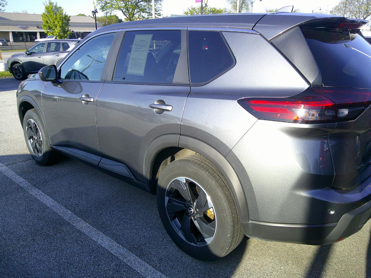 Nissan Rogue AWD SV 2025