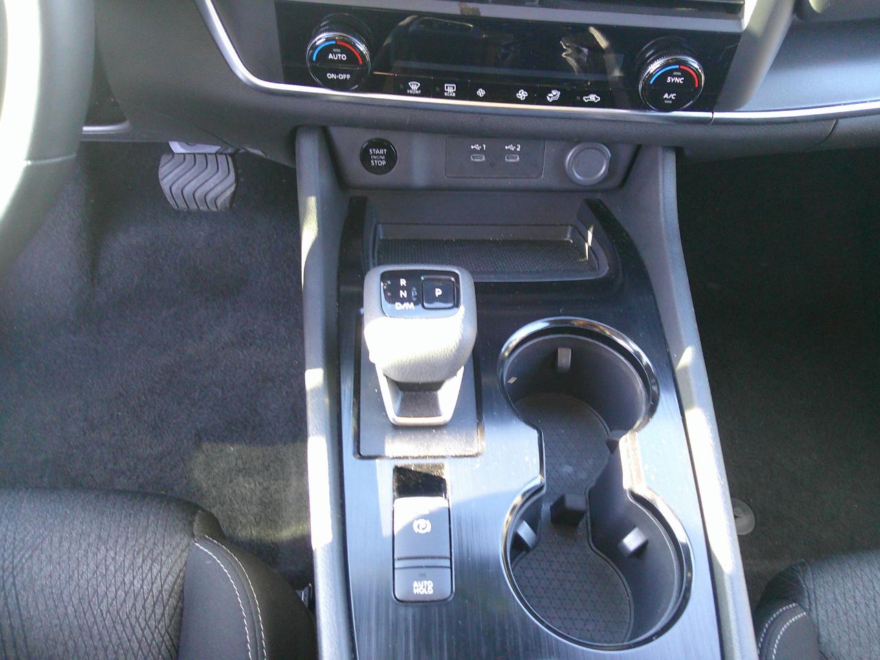 Nissan Rogue AWD SV 2025
