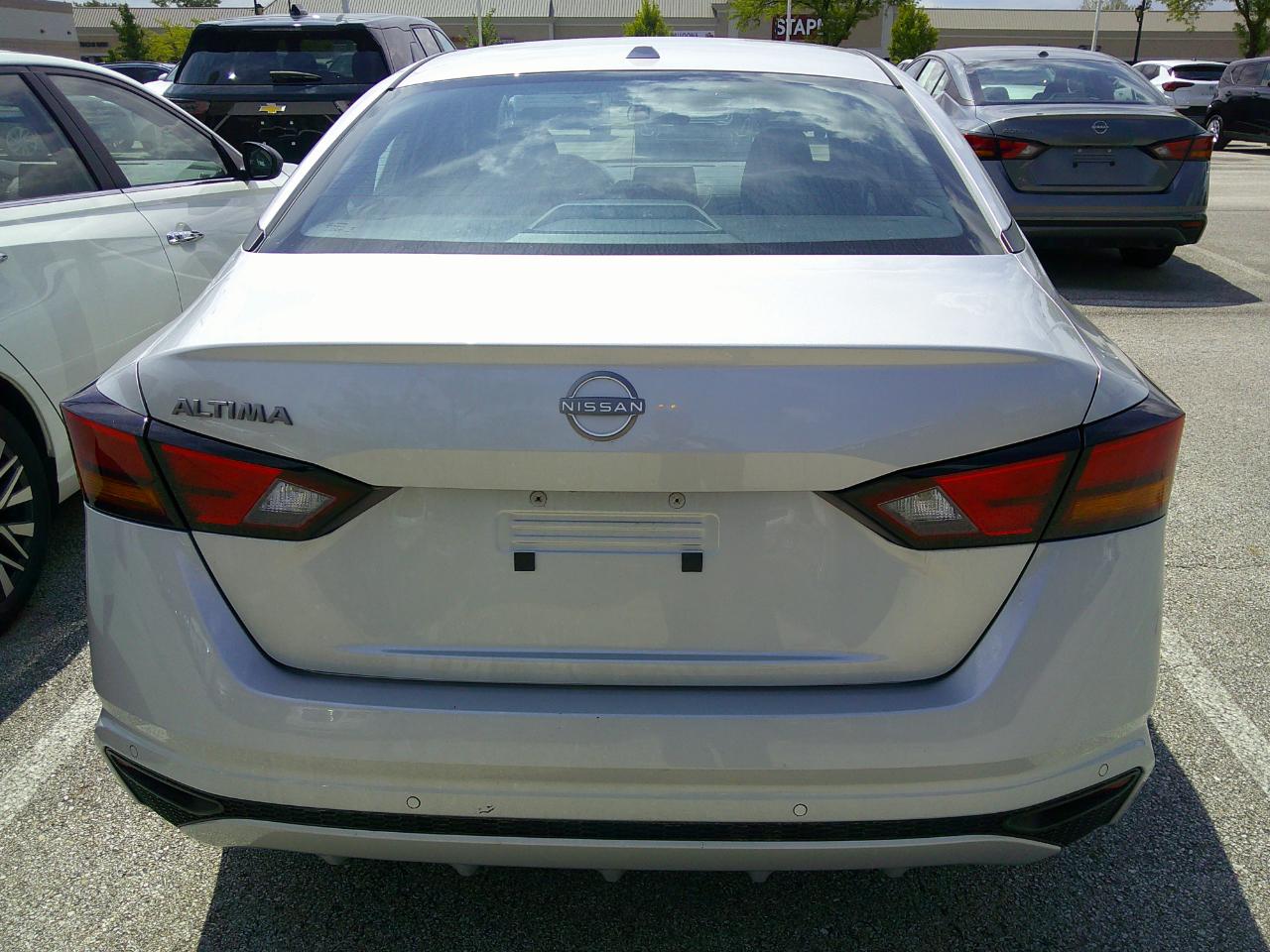 Nissan Altima SV FWD 2025
