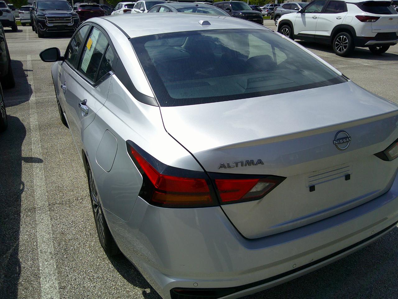 Nissan Altima SV FWD 2025