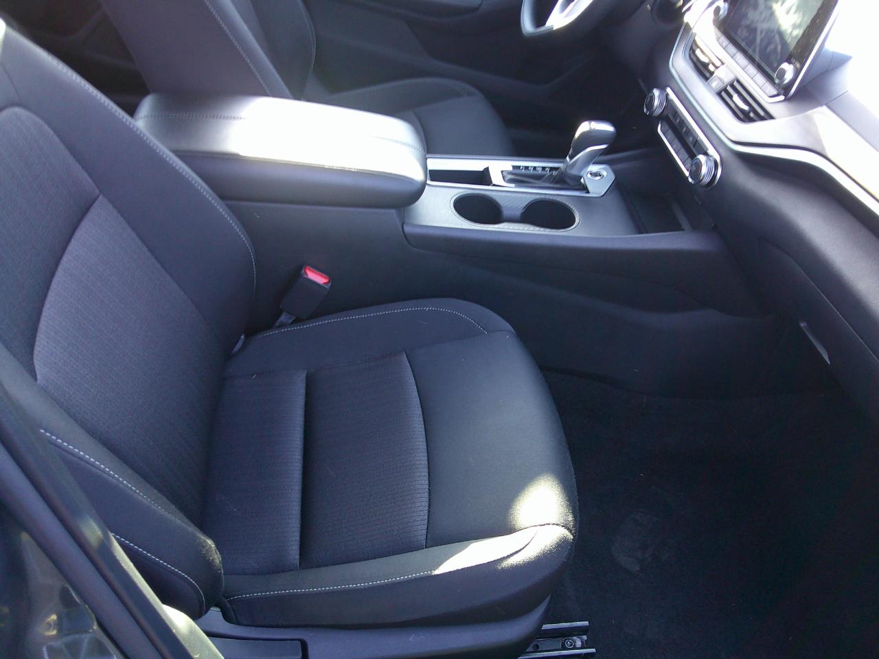 Nissan Altima SV FWD 2025