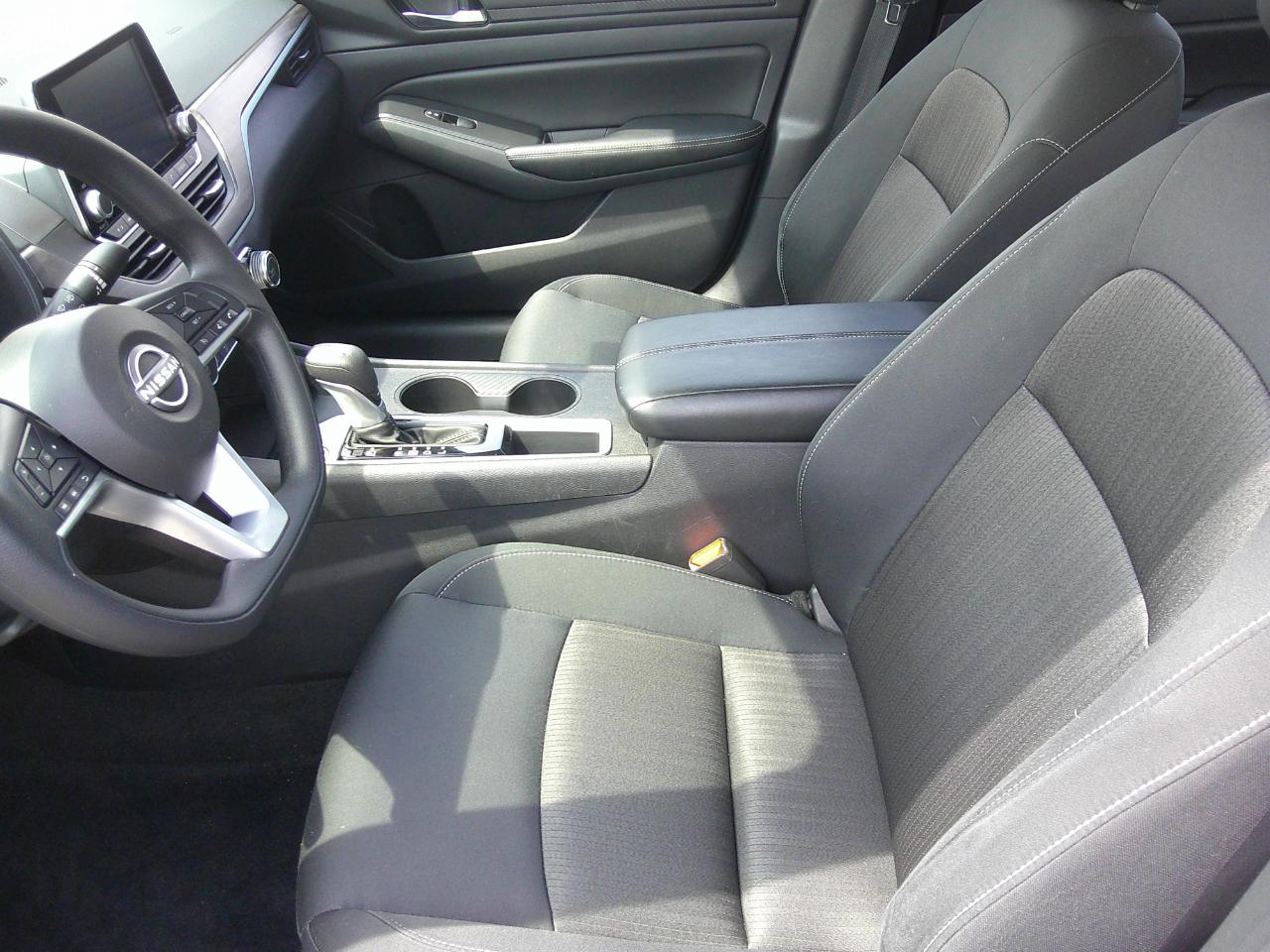 Nissan Altima SV FWD 2025