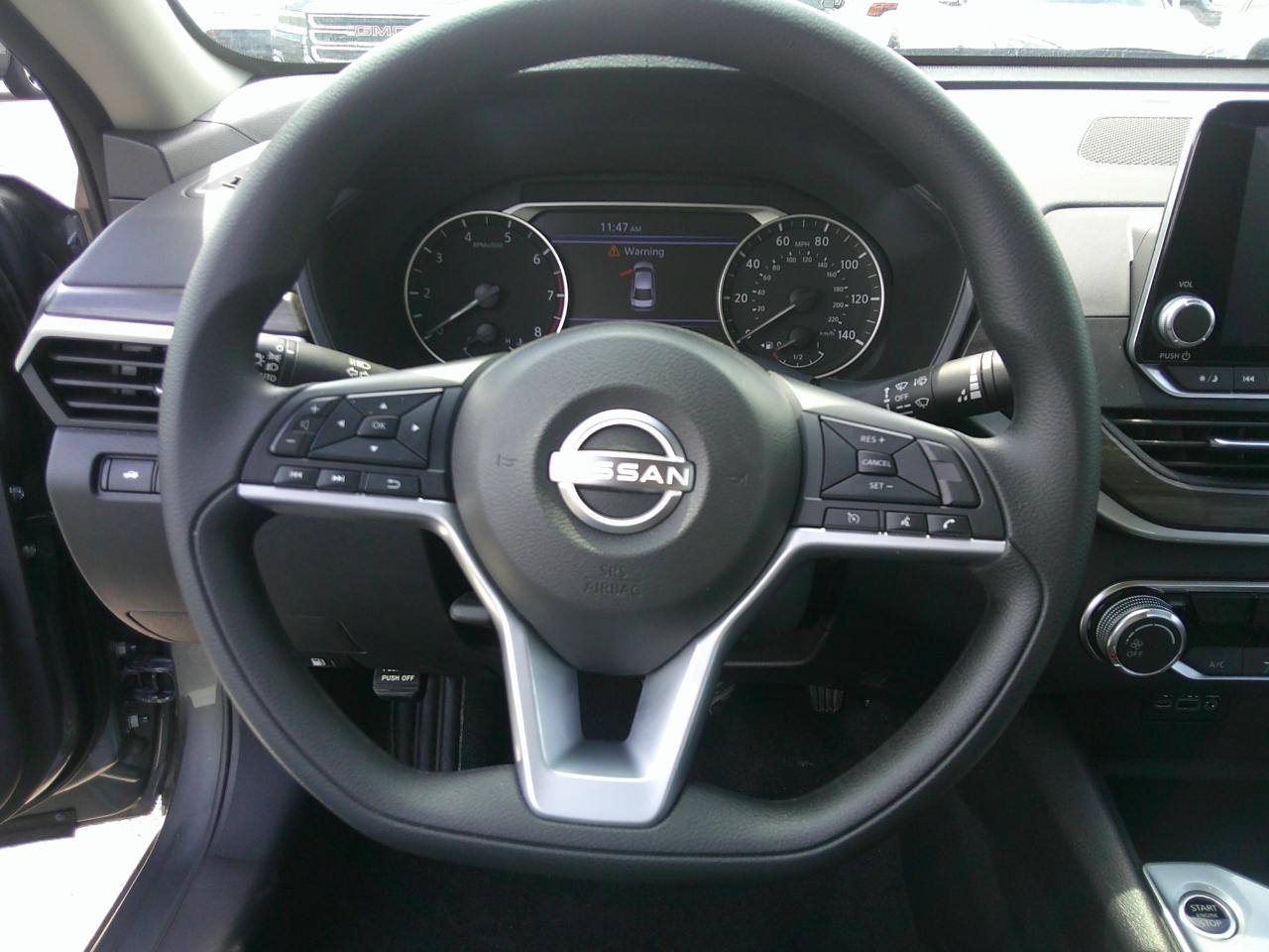 Nissan Altima SV FWD 2025