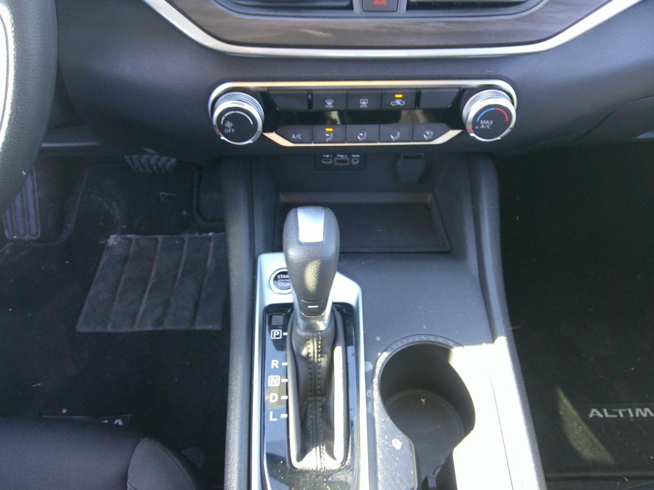 Nissan Altima SV FWD 2025