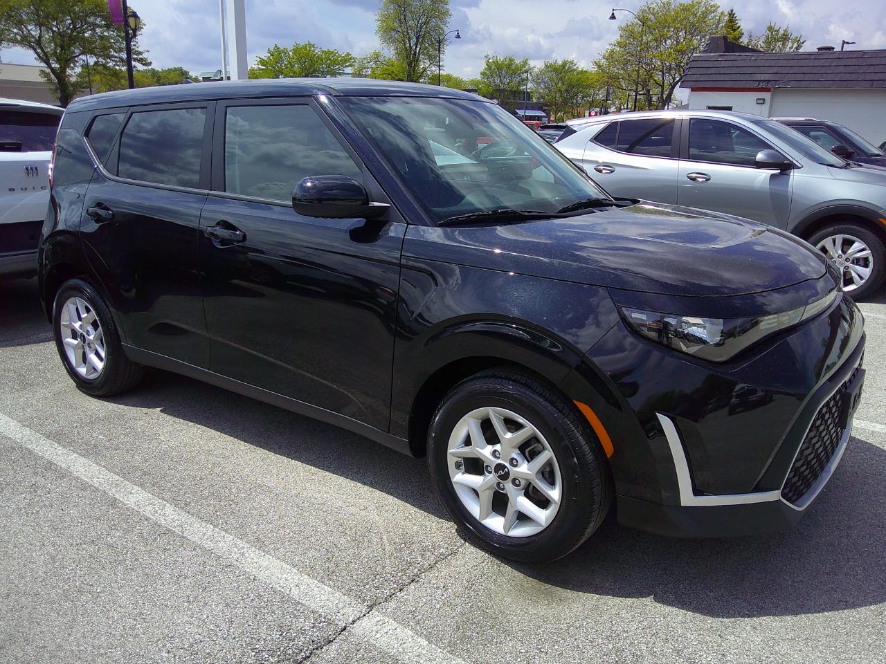 2025 Kia Soul LX FWD