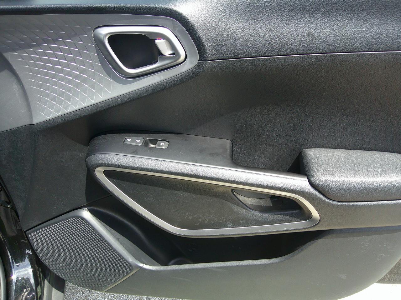 Kia Soul LX FWD 2025