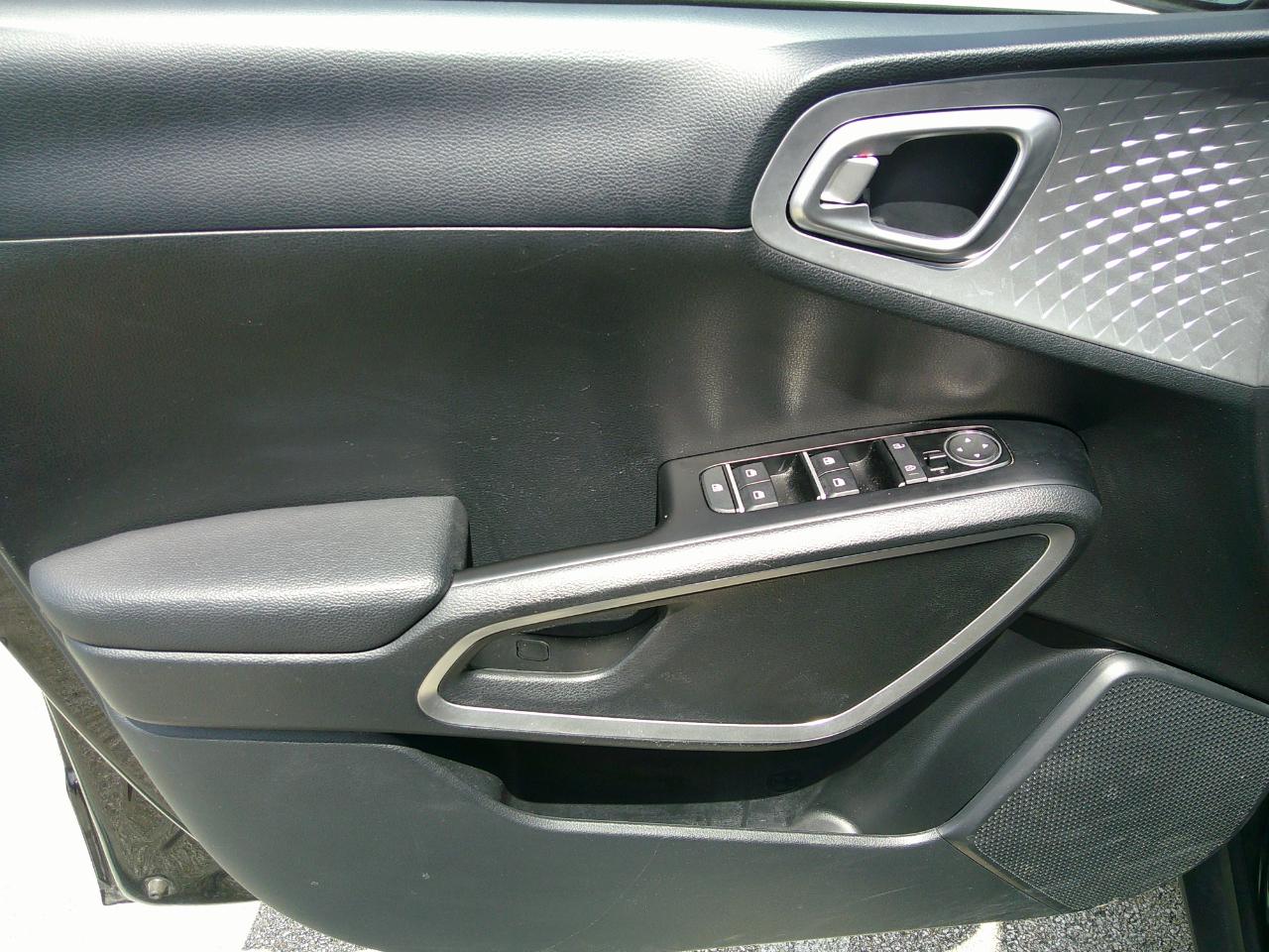Kia Soul LX FWD 2025