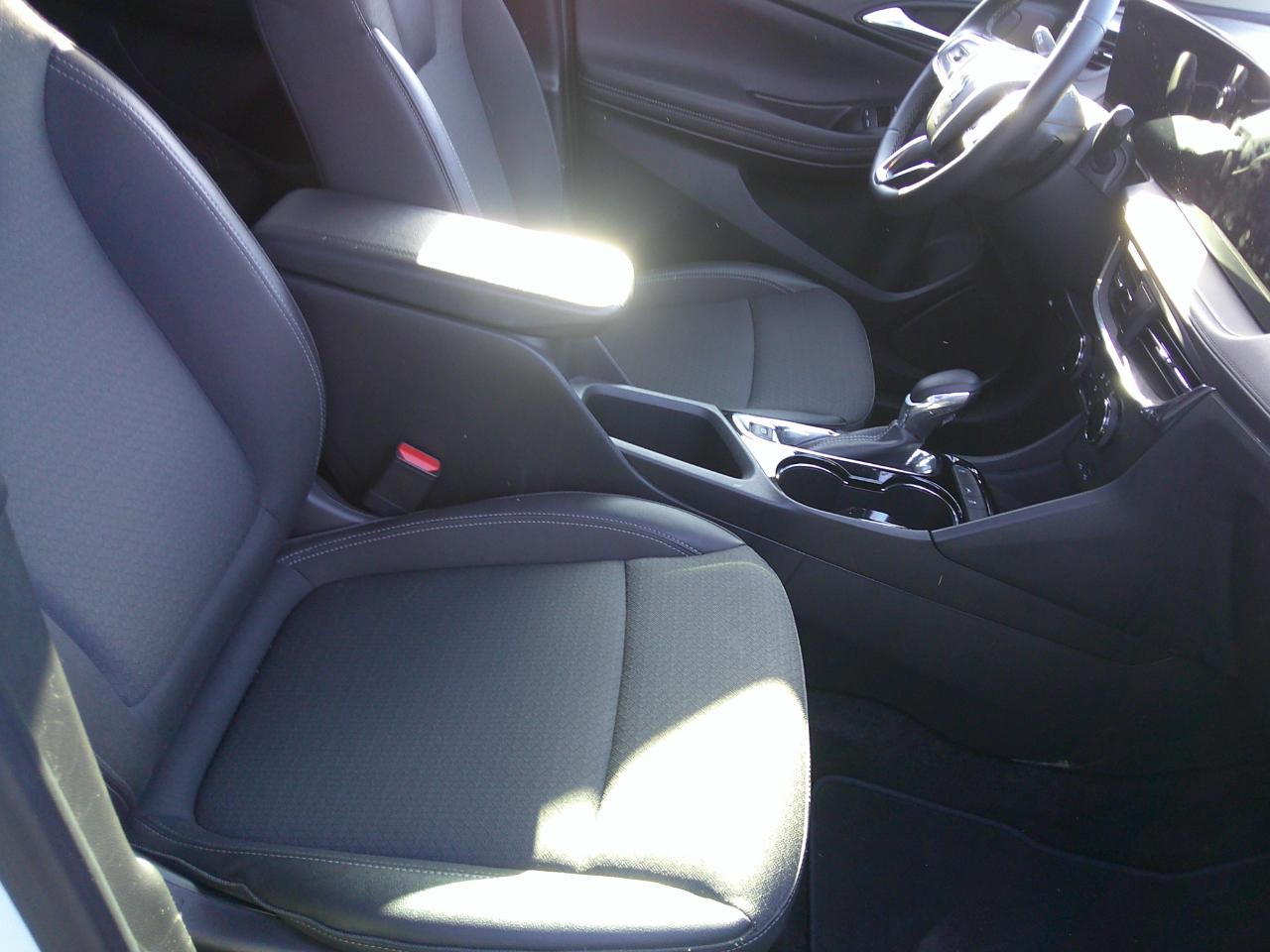 Buick Encore GX FWD 4dr Preferred 2025