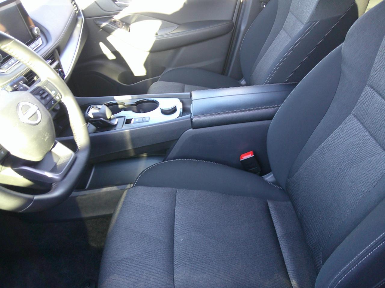 Nissan Rogue FWD SV 2025