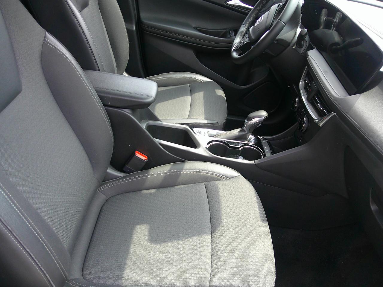 Buick Encore GX FWD 4dr Preferred 2025