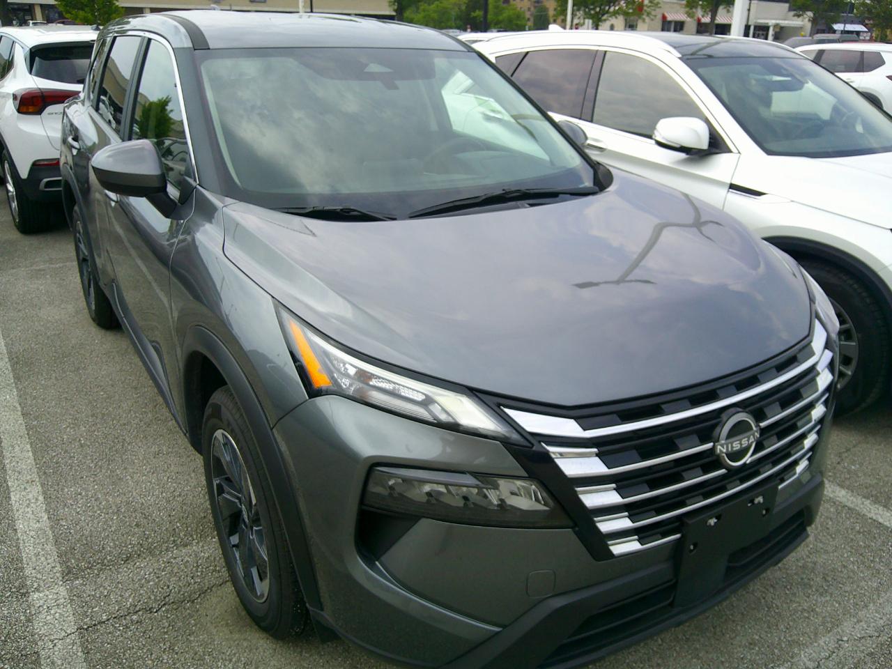 Nissan Rogue FWD SV 2025