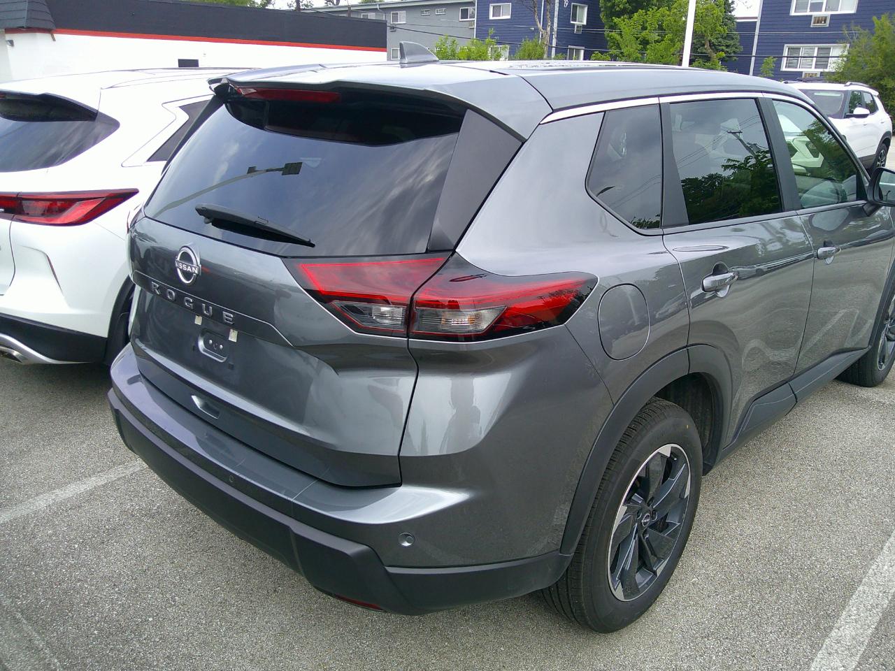 Nissan Rogue FWD SV 2025