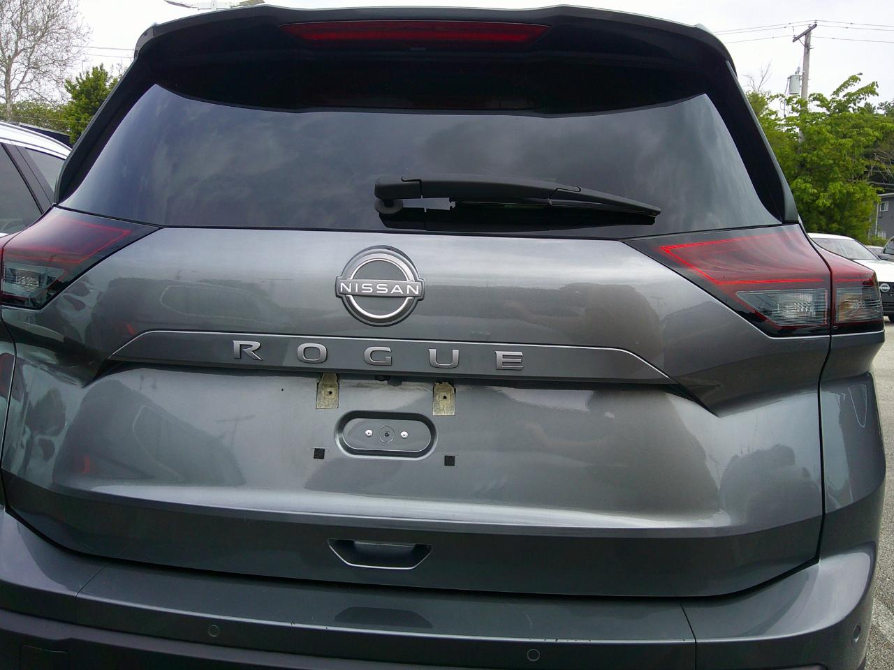 Nissan Rogue FWD SV 2025