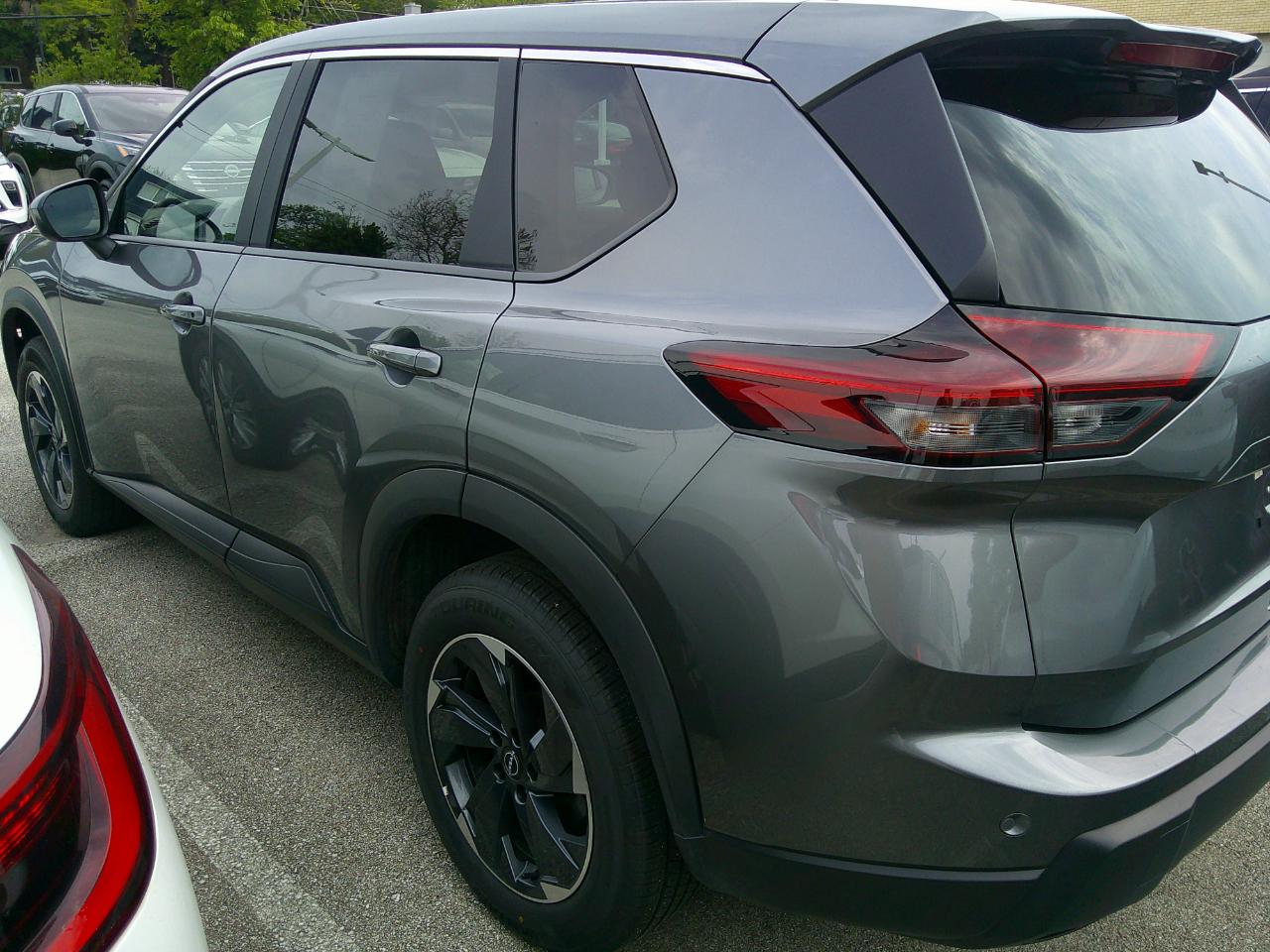 Nissan Rogue FWD SV 2025