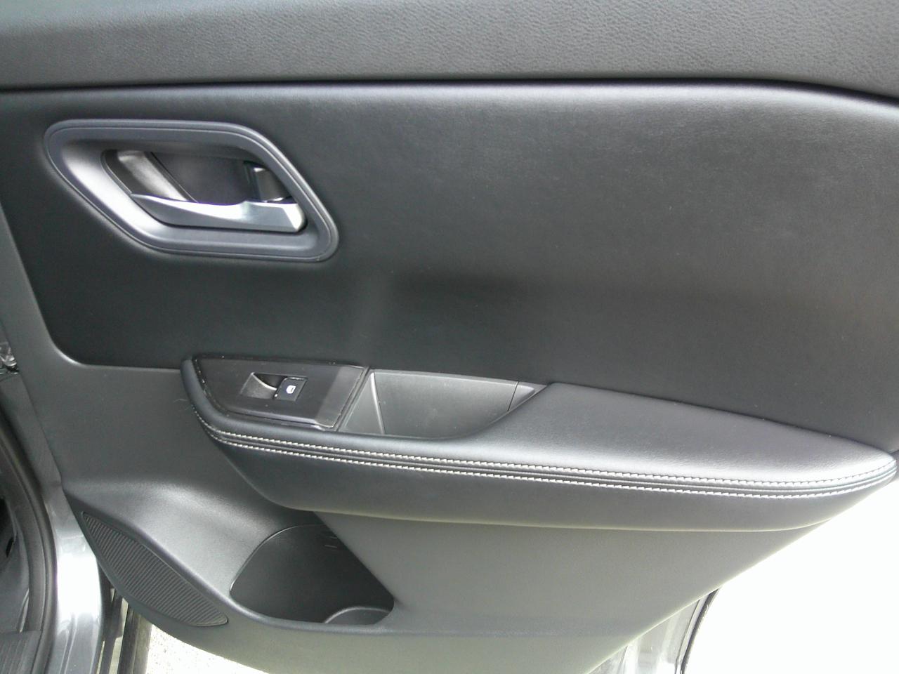 Nissan Rogue FWD SV 2025
