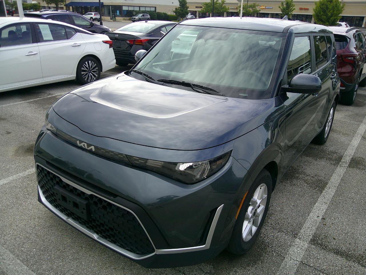 Kia Soul LX FWD 2025