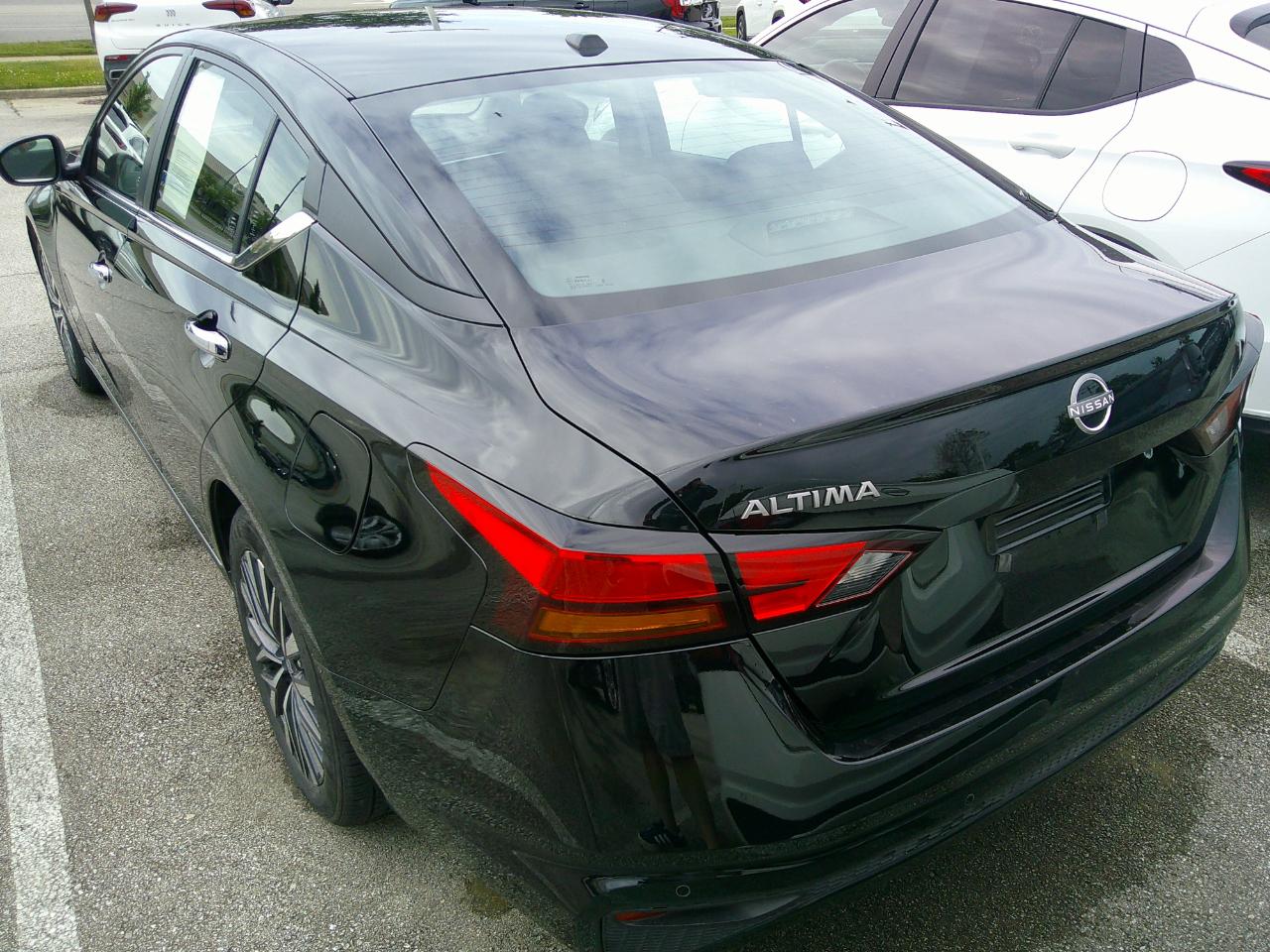 Nissan Altima SV FWD 2025