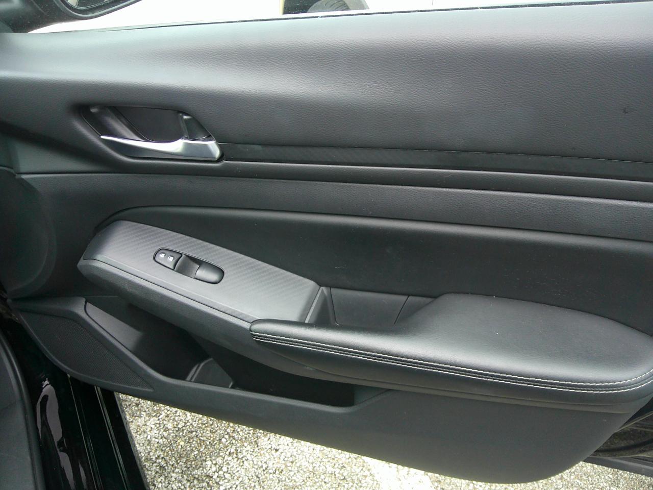 Nissan Altima SV FWD 2025