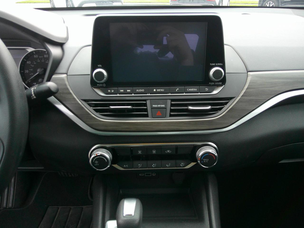 Nissan Altima SV FWD 2025