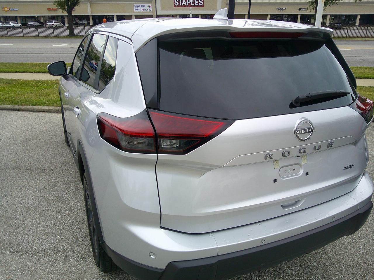 Nissan Rogue AWD SV 2025