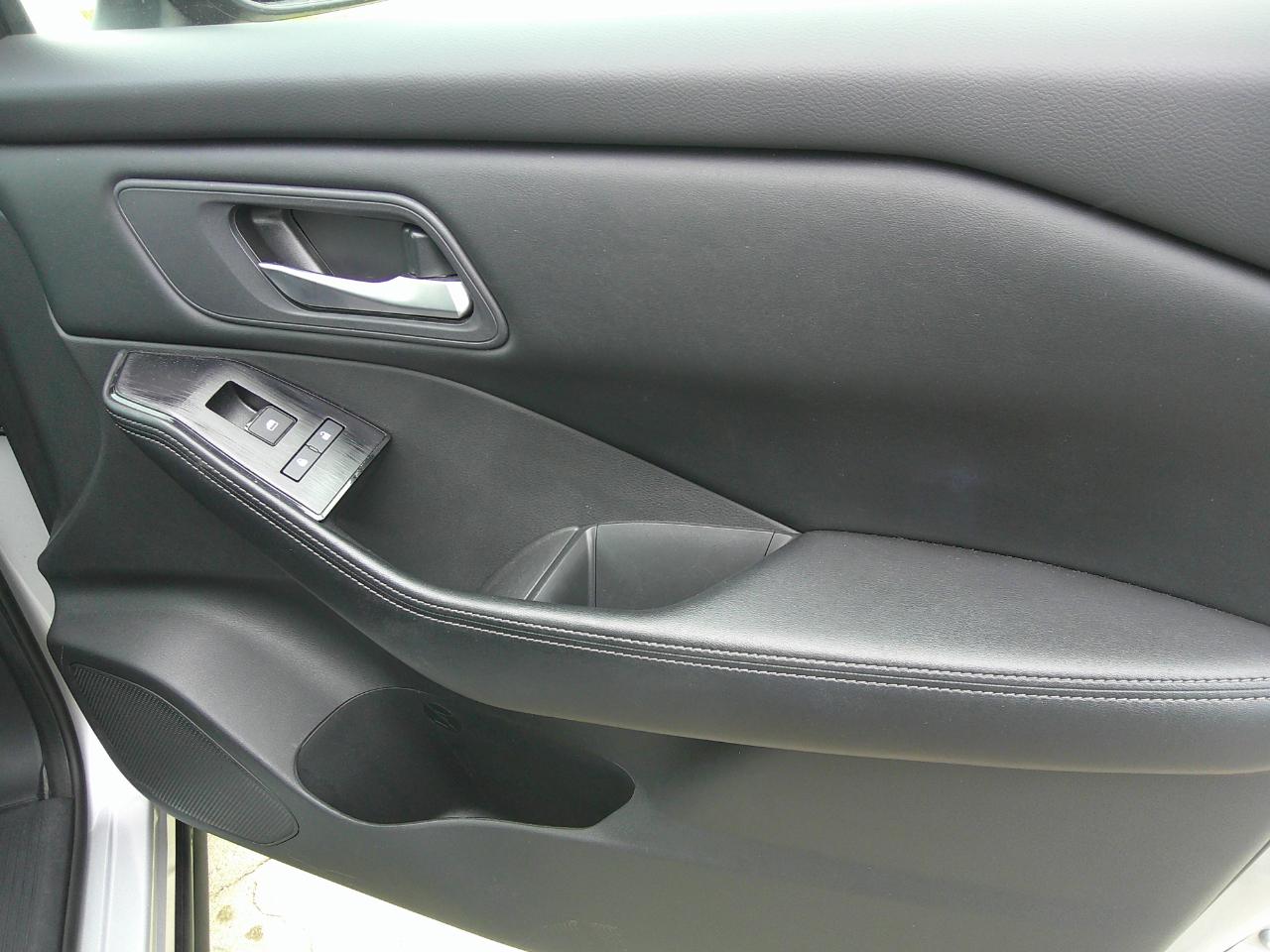 Nissan Rogue AWD SV 2025