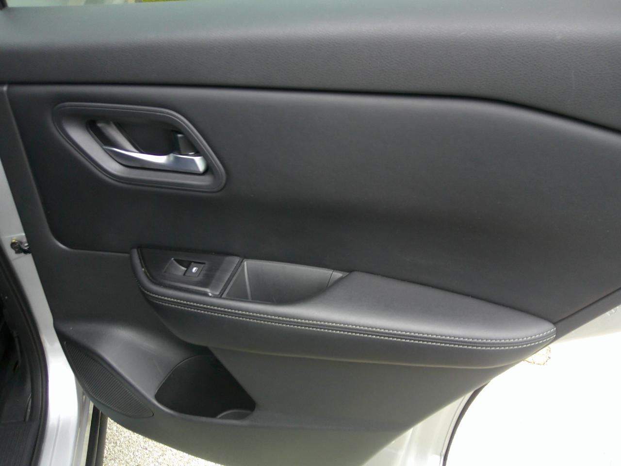 Nissan Rogue AWD SV 2025