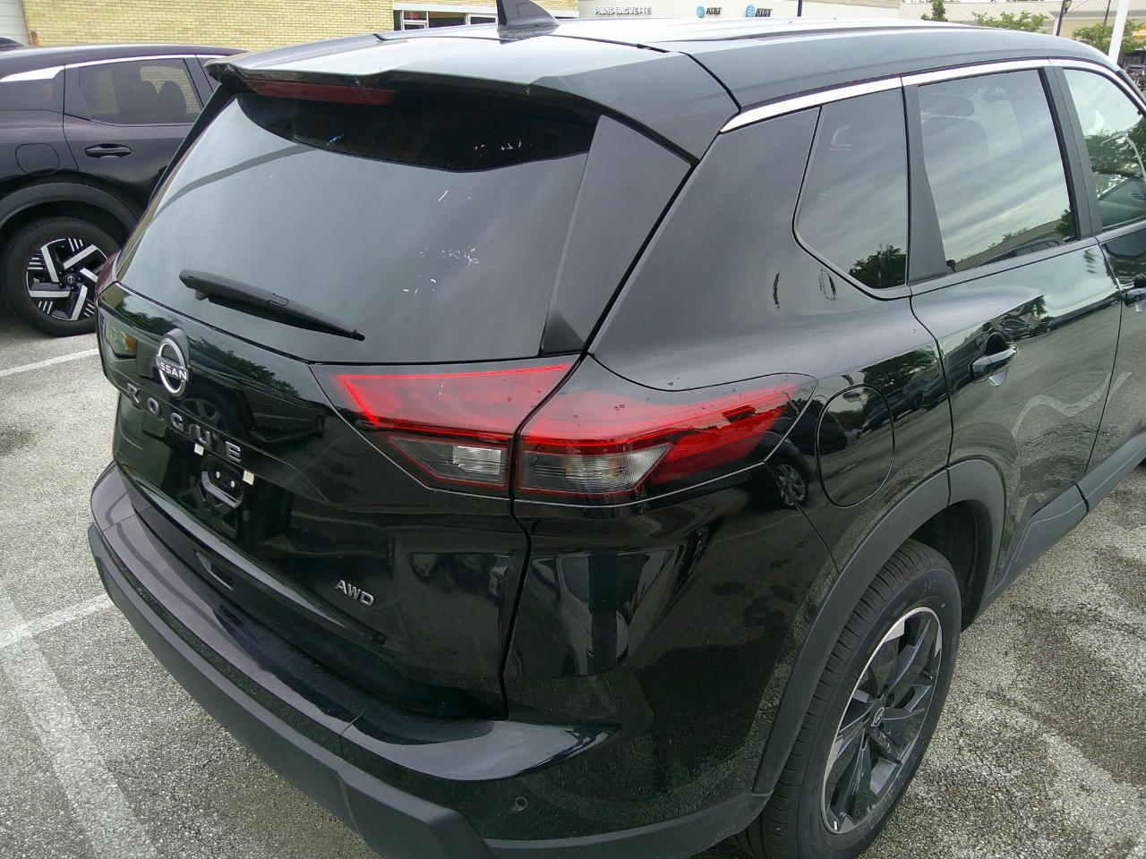 Nissan Rogue AWD SV 2025